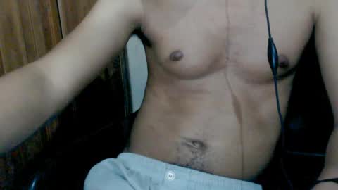 Snapshot of j_castello chatting on February 24, 1:46 am J online show from February 24, 1:46 am