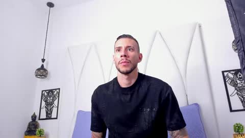 J King online show from April 26, 1:19 pm