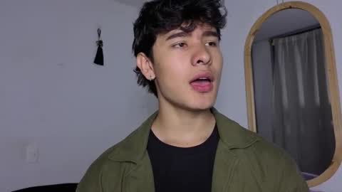 Noah online show from March 27, 3:13 pm