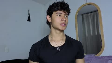 Noah online show from April 2, 3:31 pm