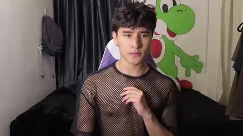 Noah online show from March 8, 1:14 am