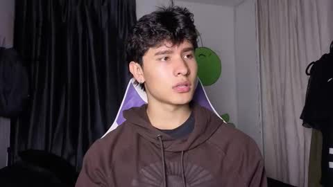 Noah online show from March 11, 11:34 pm