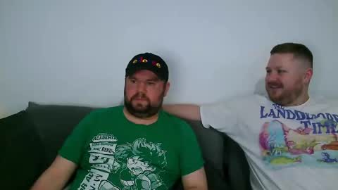ja_couple online show from May 6, 6:52 pm