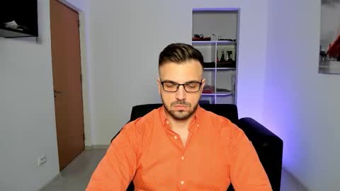 Snapshot of jace_thorne chatting on September 17, 6:31 pm Jace online show from September 17, 6:31 pm