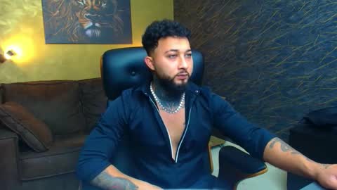 Snapshot of jacezachary chatting on September 29, 10:13 am JaceZachary online show from September 29, 10:13 am