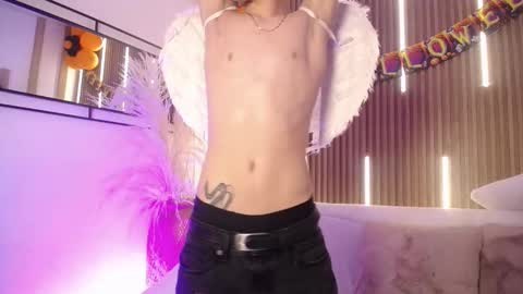 Snapshot of jack_frosst_ chatting on October 13, 12:44 pm JACK  online show from October 13, 12:44 pm