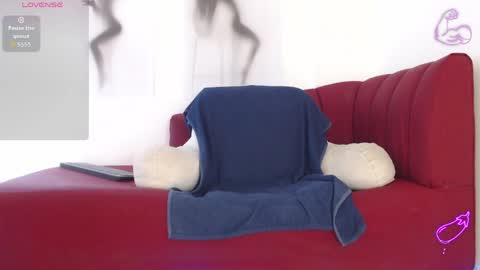    online show from April 23, 3:03 pm