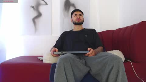    online show from April 21, 12:22 pm