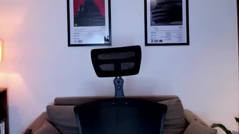 Jack J online show from November 11, 10:31 am