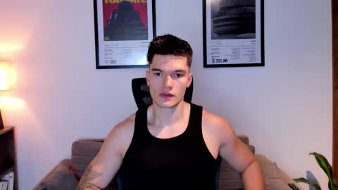 Snapshot of jackboy_2000 chatting on October 14, 10:55 am Jack J online show from October 14, 10:55 am