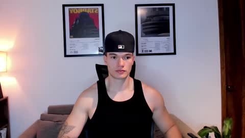 Snapshot of jackboy_2000 chatting on September 29, 11:30 am Jack J online show from September 29, 11:30 am