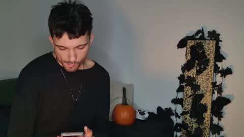 Snapshot of jackdesfeux chatting on October 11, 7:23 am Jack online show from October 11, 7:23 am