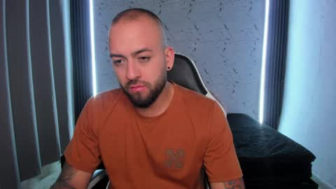 Jacke online show from April 1, 3:52 am