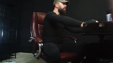 Snapshot of jackethann chatting on December 27, 6:24 am JackEthan online show from December 27, 6:24 am