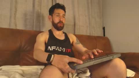 Snapshot of jackfoden01 chatting on February 19, 7:28 am Jack Foden online show from February 19, 7:28 am