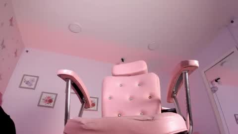 Jackk Russell  online show from April 25, 4:26 am