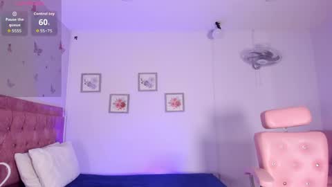 Jackk Russell  online show from April 22, 3:57 am