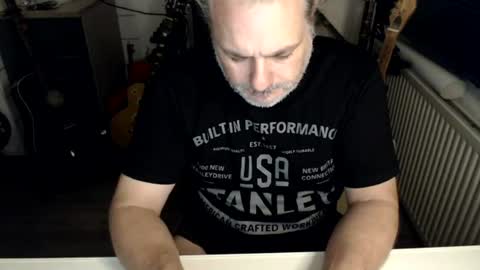 Jack independent model  online show from June 17, 10:33 pm