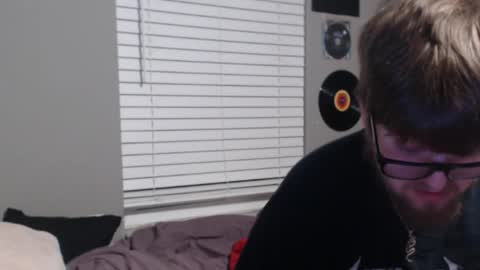 Snapshot of jackoffjared chatting on February 26, 12:05 am jackoffjared online show from February 26, 12:05 am