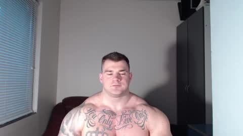 Snapshot of jackyhuge chatting on December 14, 7:40 am Jacky online show from December 14, 7:40 am