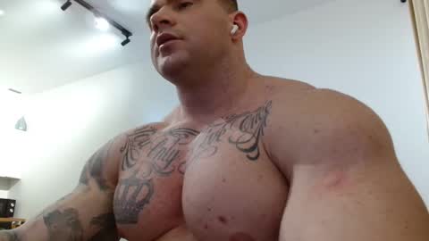 Snapshot of jackyhuge chatting on September 10, 5:55 pm Jacky online show from September 10, 5:55 pm