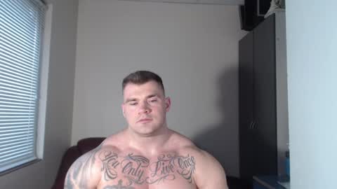 Snapshot of jackyhuge chatting on December 28, 10:14 am Jacky online show from December 28, 10:14 am