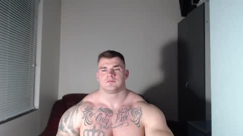 Snapshot of jackyhuge chatting on December 2, 7:36 pm Jacky online show from December 2, 7:36 pm