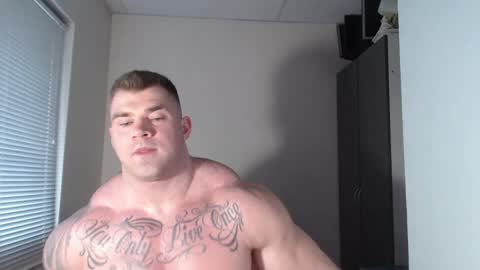 Snapshot of jackyhuge chatting on January 28, 12:32 pm Jacky online show from January 28, 12:32 pm