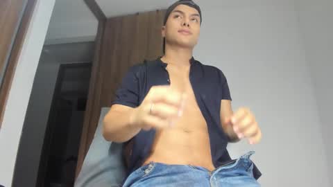 jacob980618 online show from October 21, 3:42 am