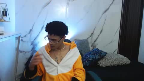 jacob_blackwell online show from March 17, 5:54 am