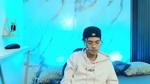 jacob_blackwell online show from March 6, 7:27 am