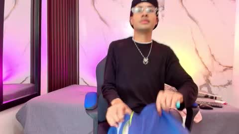 jacob_blackwell online show from February 22, 6:37 am