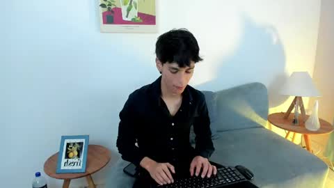 jacob_colliins online show from June 5, 3:33 am
