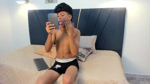 jacob_cum23 online show from June 27, 2:44 pm