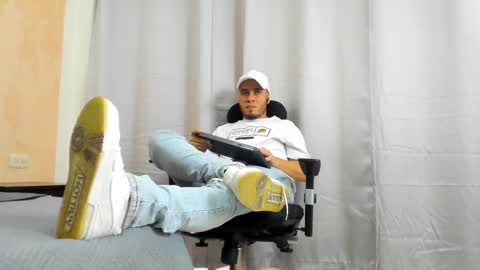 Snapshot of jacob_lewitt chatting on January 27, 7:56 pm Jacob online show from January 27, 7:56 pm