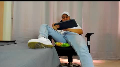 Snapshot of jacob_lewitt chatting on January 29, 8:14 pm Jacob online show from January 29, 8:14 pm