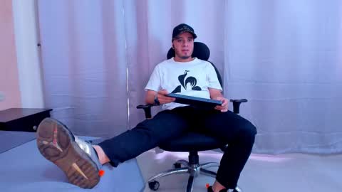 Snapshot of jacob_lewitt chatting on January 28, 7:21 pm Jacob online show from January 28, 7:21 pm