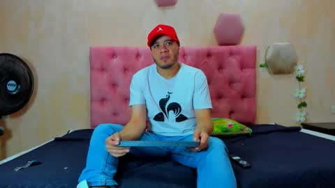 Snapshot of jacob_lewitt chatting on February 28, 7:46 pm Jacob online show from February 28, 7:46 pm