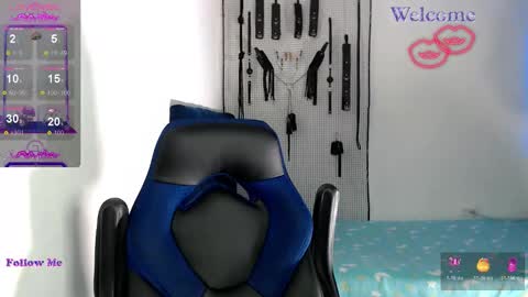 Snapshot of jacob_wolf_xxx chatting on October 26, 7:10 am jacob online show from October 26, 7:10 am