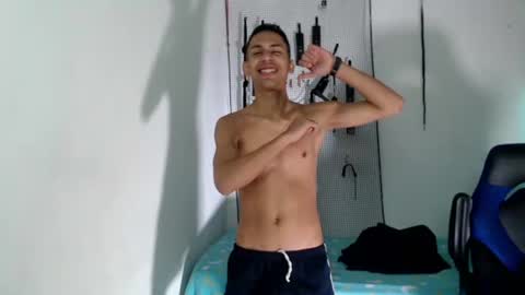Snapshot of jacob_wolf_xxx chatting on September 27, 6:33 am jacob online show from September 27, 6:33 am