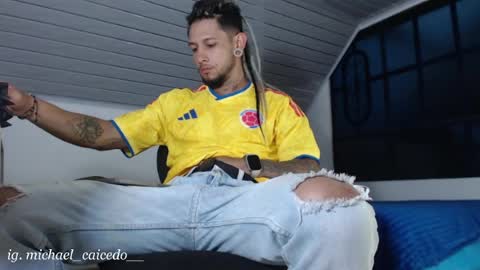Michael Caicedo online show from June 24, 1:52 am