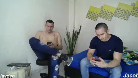 Snapshot of jacobandjayydenn chatting on October 7, 8:02 pm Jacob And Jayden online show from October 7, 8:02 pm