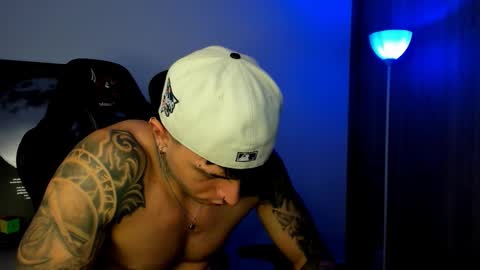 jacobb116 online show from February 11, 1:21 am