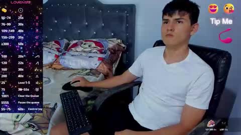 Snapshot of jacobb_lee chatting on October 6, 10:03 pm Jacob Lee online show from October 6, 10:03 pm