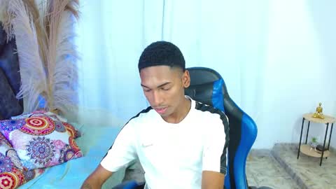jacobcum18 online show from May 13, 3:42 pm