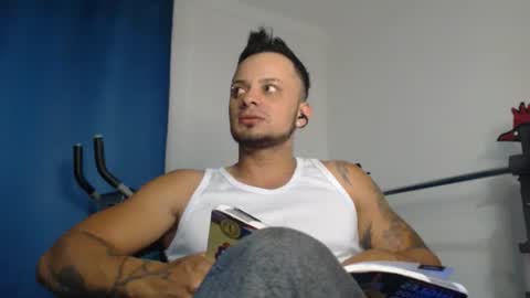 jacobjamess online show from January 28, 11:28 pm