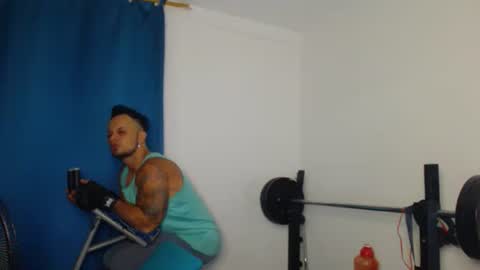 jacobjamess online show from September 17, 1:06 am