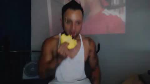 jacobjamess online show from December 14, 4:52 am