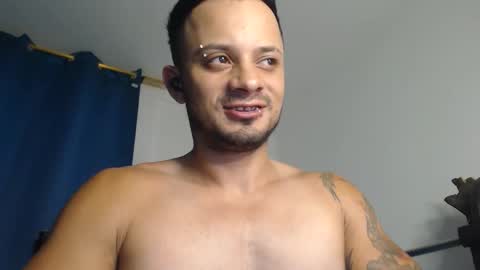 jacobjamess online show from December 13, 11:39 pm