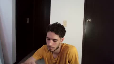 Snapshot of jacobmurphy2103 chatting on September 24, 4:05 pm Robin will only be on weekends if you want to see Jacob follow Dante DM online show from September 24, 4:05 pm